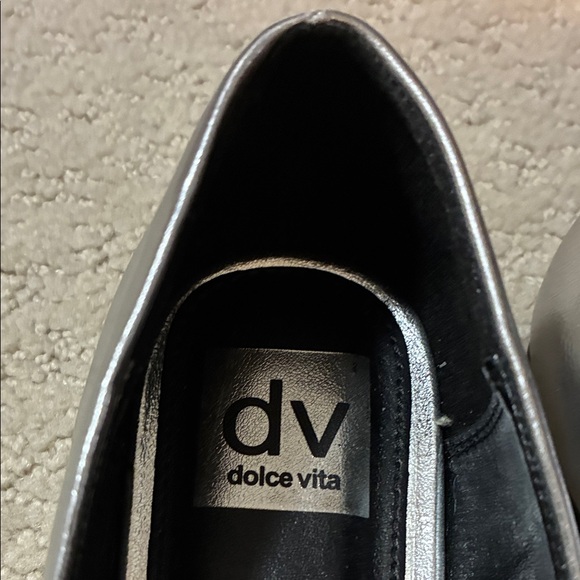 Dolce Vita Mellie Metallic Silver Mary Jane Shoes🏥 - Picture 2 of 7